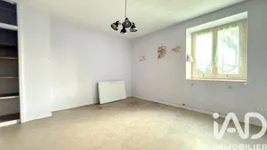 Apartment in Saint-Yan (71600)