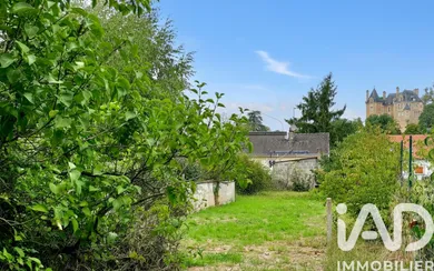 Townhouse in Saint-Amand-Montrond (18200)