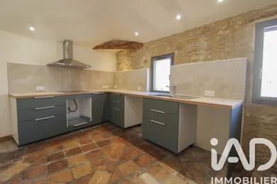Apartment in Montaren-et-Saint-Médiers (30700)
