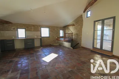 Apartment in Montaren-et-Saint-Médiers (30700)