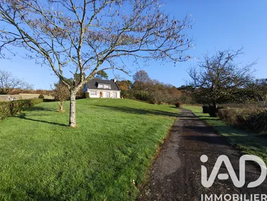 House in Locmaria-Grand-Champ (56390)