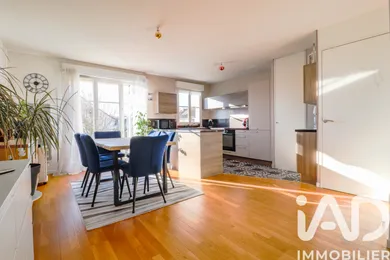 Apartment in Chilly-Mazarin (91380)