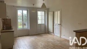 House in Sainte-Maure-de-Touraine (37800)