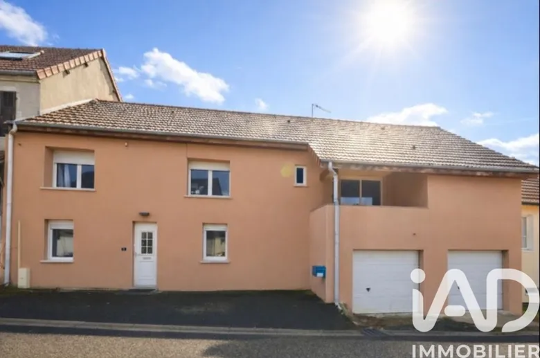 Maison 6 pièces 154 m² · à Creuzier-le-Vieux · 154 m² · 234 000 €