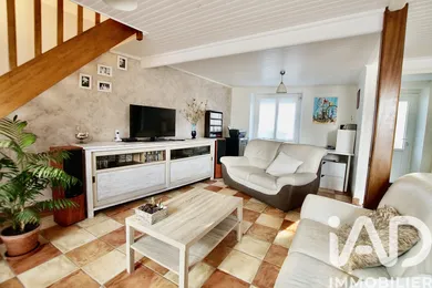 House in Saint-Molf (44350)