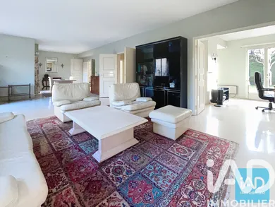 Maison à Louveciennes (78430)