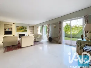 Maison à Louveciennes (78430)