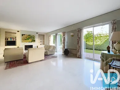 Maison à Louveciennes (78430)