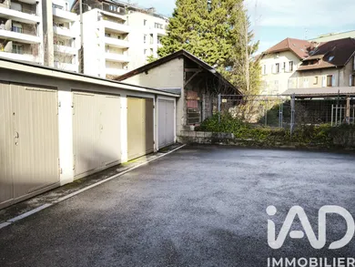 Garage à Annecy (74000)