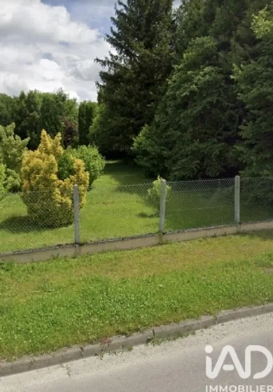 Terrain à Noyen-sur-Seine (77114)