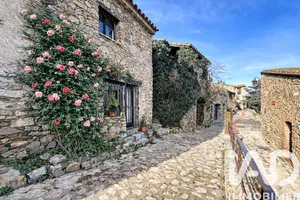 Maison de village à Castelnou (66300)