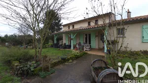 House in Saint-Seurin-de-Prats (24230)