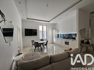 Apartment in Cannes (06400)