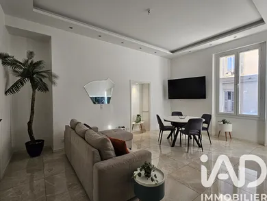 Apartment in Cannes (06400)
