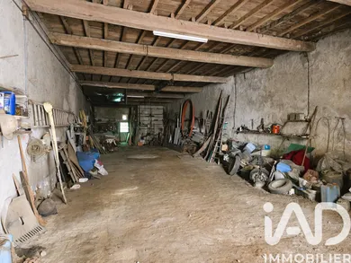 Garage à Villeneuve-Minervois (11160)