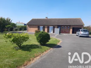 Detached house in Holque (59143)