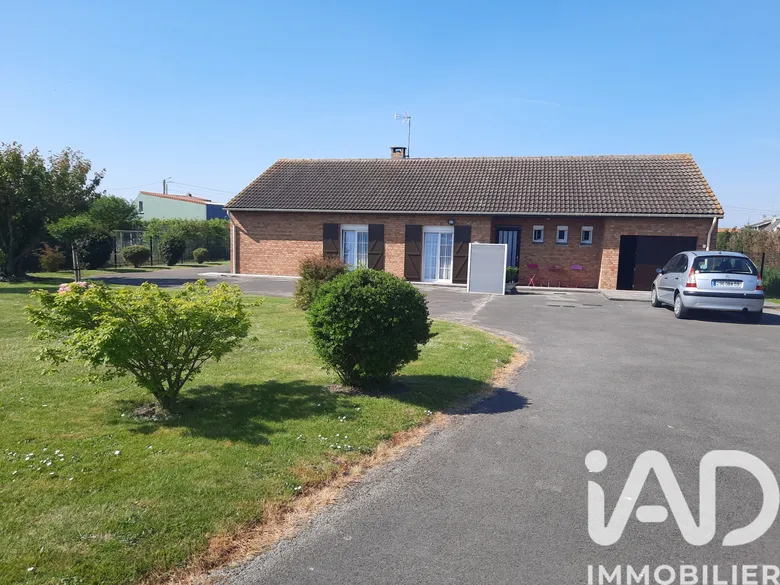 Maison 5 pièces 112 m² · à Holque · 112 m² · 322 000 €