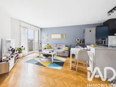 Apartment in Maisons-Alfort (94700)