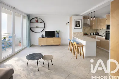 Apartment in Saint-Tropez (83990)
