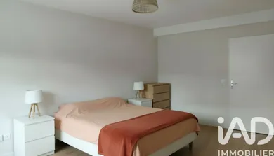 Appartement à Bordeaux (33300)
