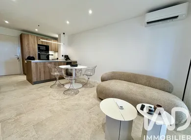 Apartment in Saint-Raphaël (83700)