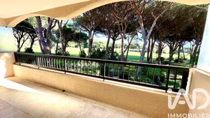 Apartment in Saint-Raphaël (83700)