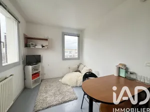 Apartment in Grenoble (38100)