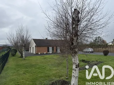 Pavillon à Holque (59143)