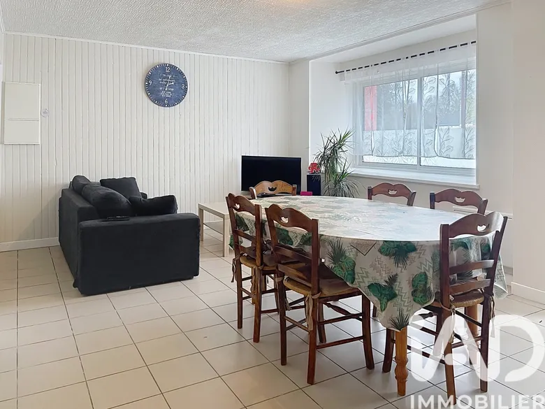 Appartement 3 pièces 58 m² · à Saint-Gérand · 58 m² · 87 500 €