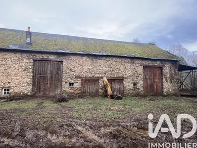 Grange à lagrauliere (19700)