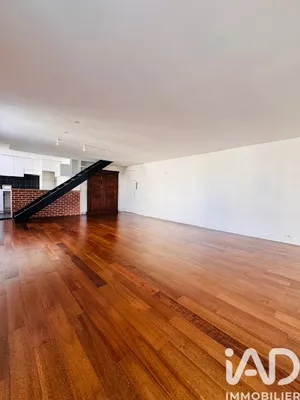 Apartment in Bordeaux (33000)