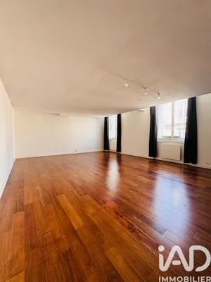 Apartment in Bordeaux (33000)