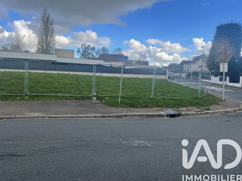 Terrain 420 m² · à Bâtir À Sens · 420 m² · 70 000 €