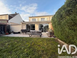 Maison traditionnelle à Bondoufle (91070)