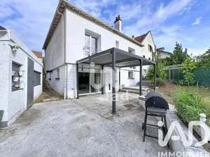 House in Sucy-en-Brie (94370)