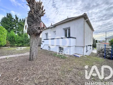 House in Sucy-en-Brie (94370)