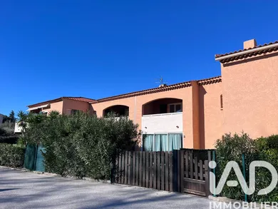 Apartment in Le Pradet (83220)