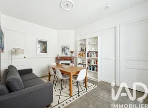 Apartment in Paris (75018)