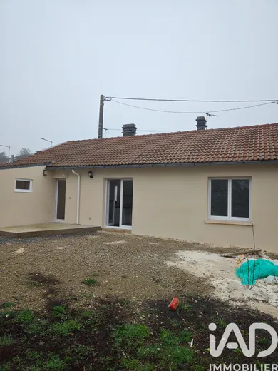 House in Thouars (79100)