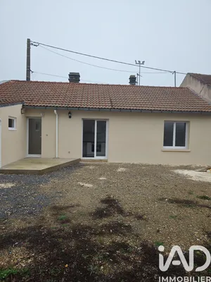 House in Thouars (79100)