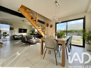 House in Saint-Léger-de-Linières (49170)