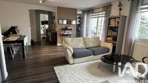 Apartment in Saint-Maur-des-Fossés (94210)