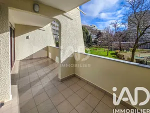 Apartment in Créteil (94000)