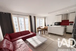 Apartment in Paris (75020)