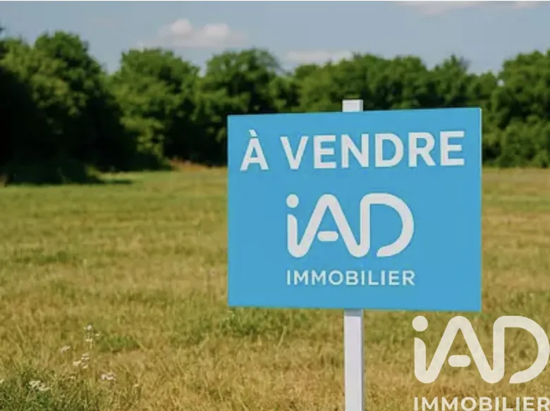 Terrain 656 m² · à Belz · 168 500 €