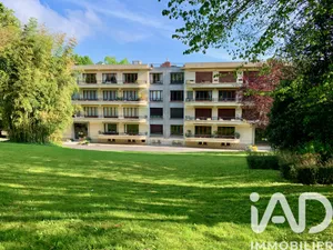 Apartment in Bougival (78380)