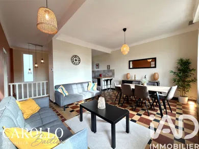 Building in Carcassonne (11000)