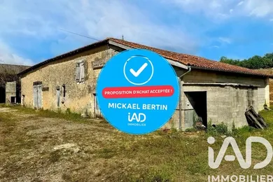 Grange à Bessac (16250)