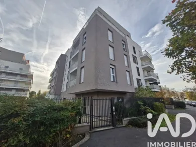 Appartement à Cergy (95000)