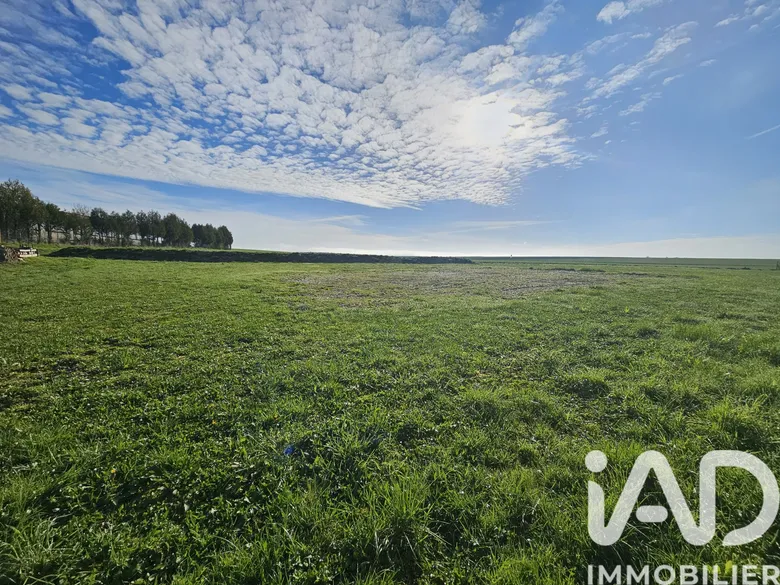 Terrain à Souain-Perthes-lès-Hurlus (51600) · 23 500 €